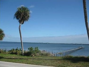 5th image of 8303 S Indian River Dr