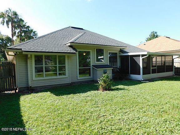 3rd image of 14608 Camberwell Ln S