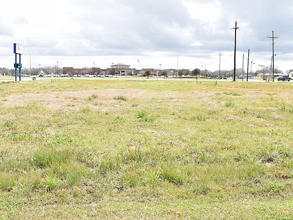 5th image of 1098 Northwest Blvd
