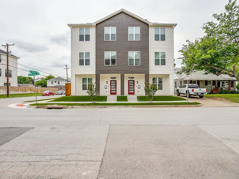 3146 Forest Park Blvd #FP-2028 — Photo 1