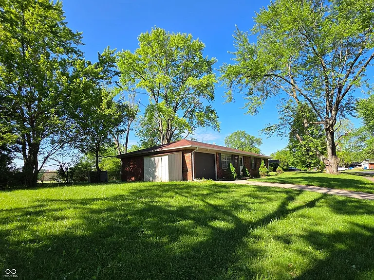 10359 Chris Dr — Photo 3