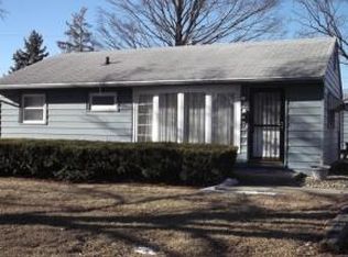 20 Madison Dr, Decatur, IL 62521