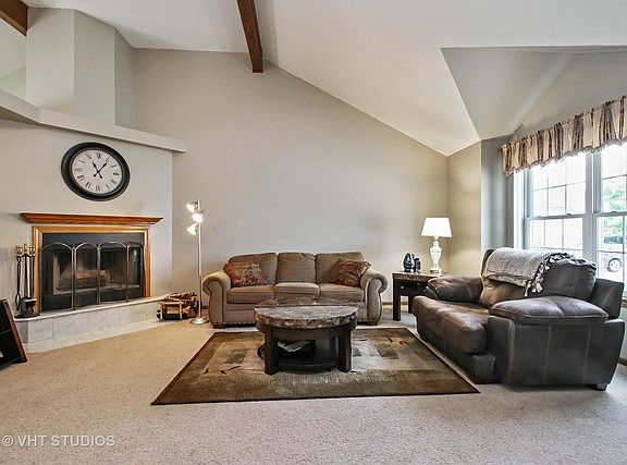 2nd image of 562 Sandburg Dr #0