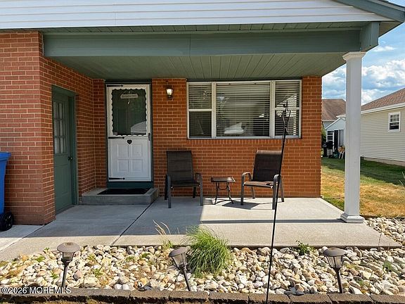 2nd image of 12 Doral Drive