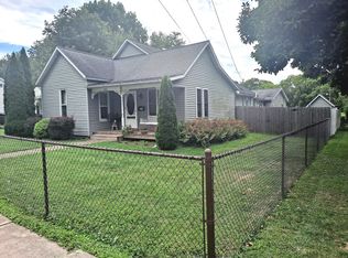 454 S Market St, Monticello, IL 61856