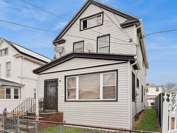2nd image of 140-45 160th St