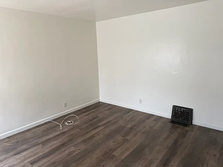 520 W Lemon Ave #522 — Photo 3