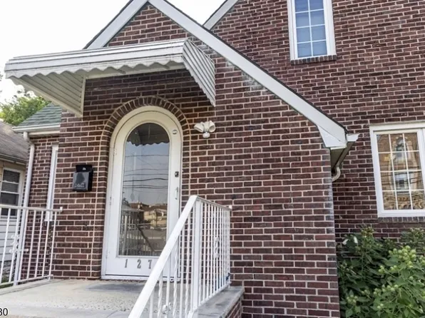 127 Hussa St, Linden City, NJ 07036