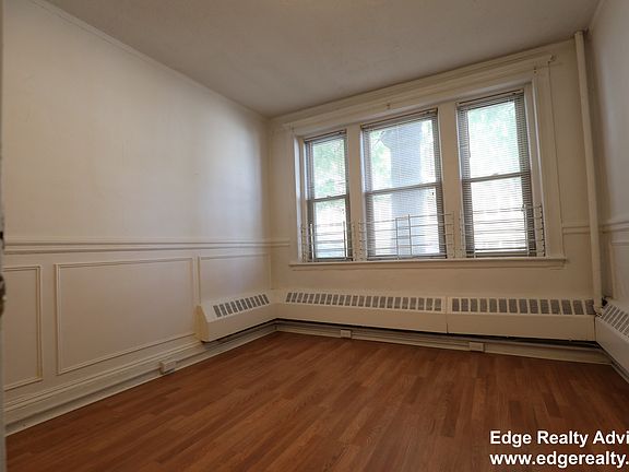 4th image of 130 Brainerd Rd APT 2