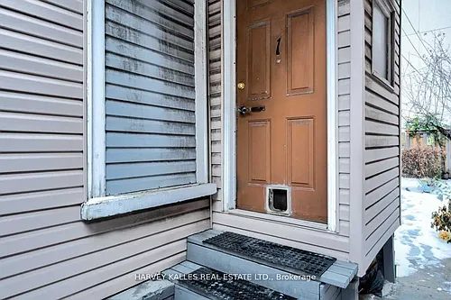 1098 Bathurst St #2 Photo 1
