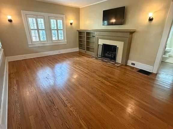 4th image of 1538 Bellwood Ln