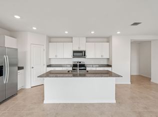 352 Castle Dr, Lake Alfred, FL 33850