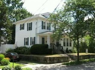 286 Whitford Ave, Providence, RI 02908