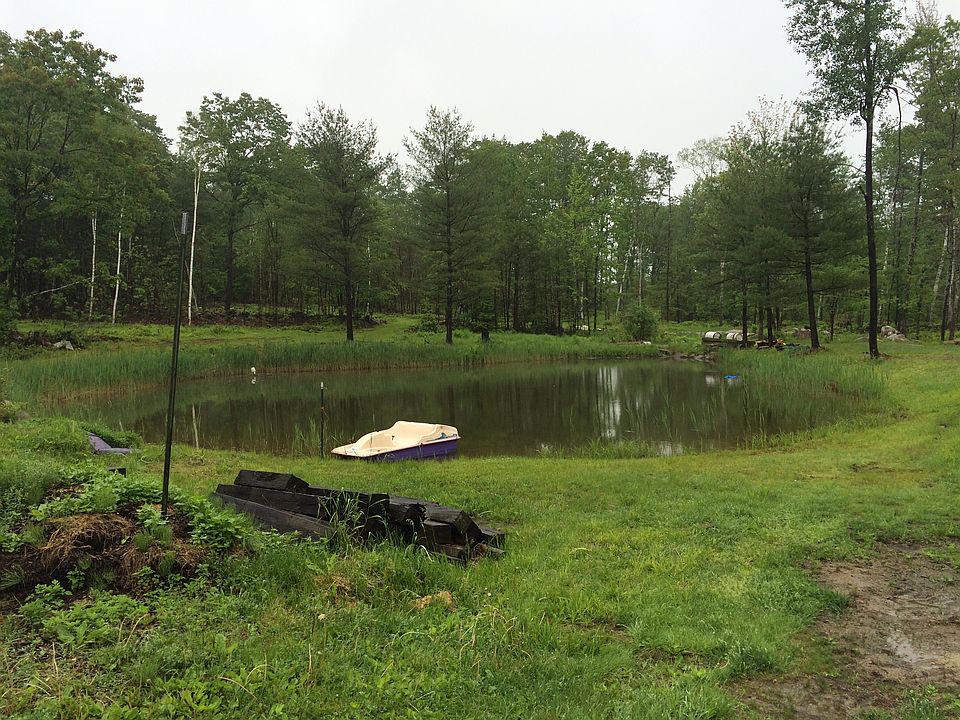 2nd image of 237 Robbins Rd