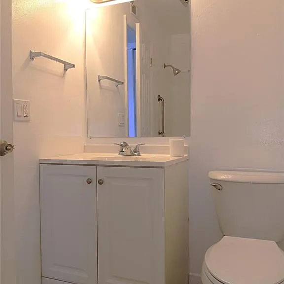 885 Beltrees St #7 — Photo 9