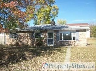 9726 E Randal St, Columbus, IN 47203