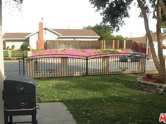 3rd image of 14311 Stonehurst Dr
