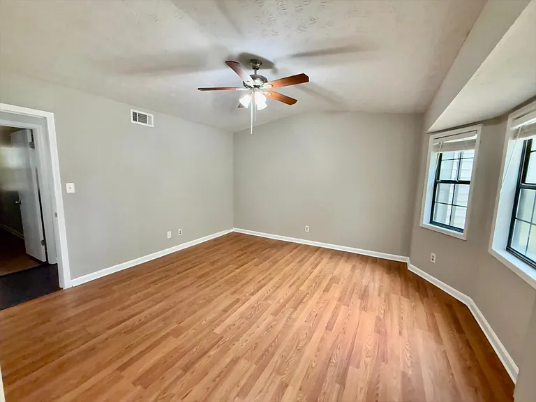 1791 Tessa Ct — Photo 11