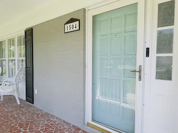 5th image of 1504 Magnolia Dr #1504