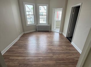 221 Wilkinson Ave #A, Jersey City, NJ 07305
