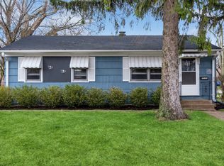 735 Chestnut St, Deerfield, IL 60015