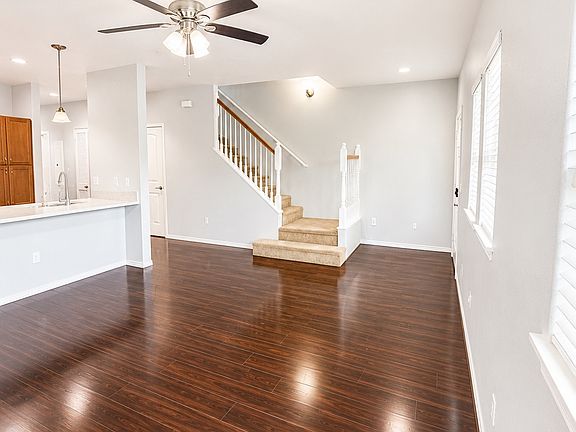 4th image of 469 Manawai St APT 403