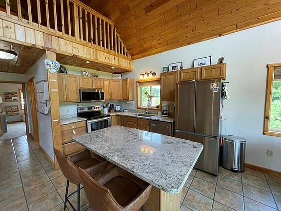 3rd image of 10644N Roynona Road