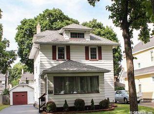 32 Weston Rd, Rochester, NY 14612