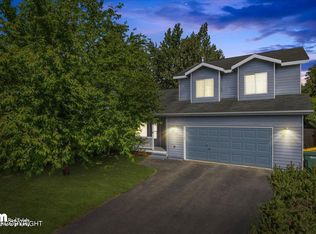 7521 Florence Cir, Anchorage, AK 99507