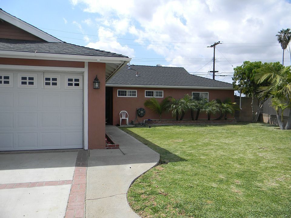 1st image of 11725 Pounds Ave