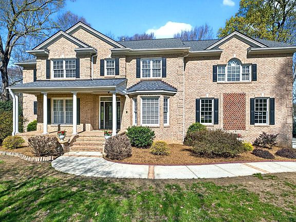 2nd image of 3405 Sparrowwood Dr