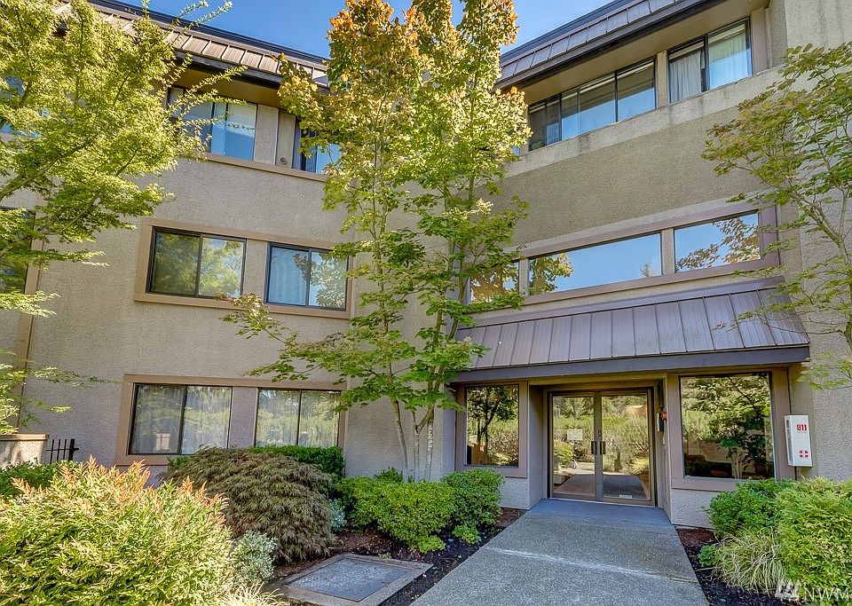 1st image of 11300 1st Ave NE APT 314