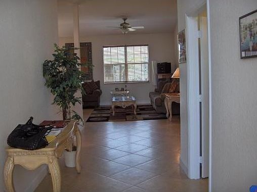 3rd image of 460 NW 52 Street