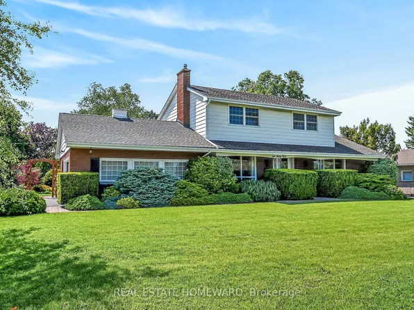 634 Mountain Brow Blvd, Hamilton, ON L8T 1B1