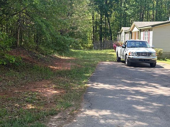 2nd image of 139 Bell Acres Rd