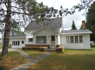 304 N 2nd St, Manistique, MI 49854