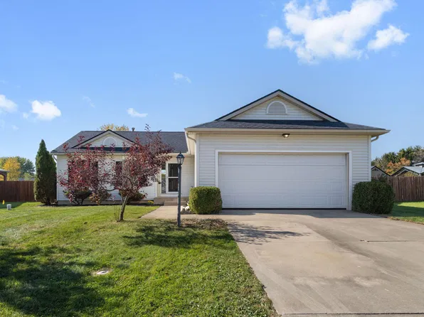 69682 Fox Xing, Edwardsburg, MI 49112