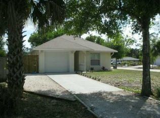 2963 6th St SW, Vero Beach, FL 32968