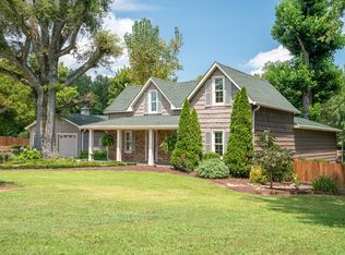 26 Durrett Rd, Leoma, TN 38468