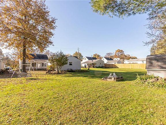 5th image of 3751 Argonne St