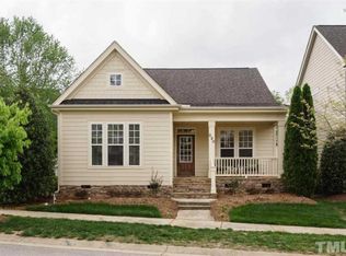 220 Thorndale Dr, Holly Springs, NC 27540