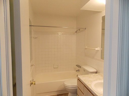 5th image of 5722 Maplewood Dr