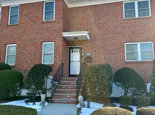 5 Rosedale Ave #2, New Rochelle, NY 10801
