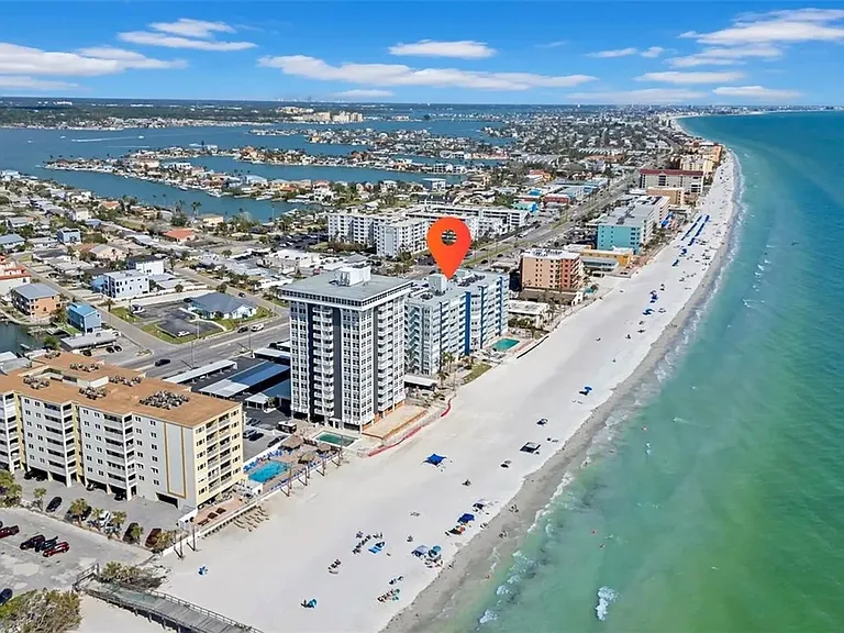 17400 Gulf Blvd #J9 — Photo 4