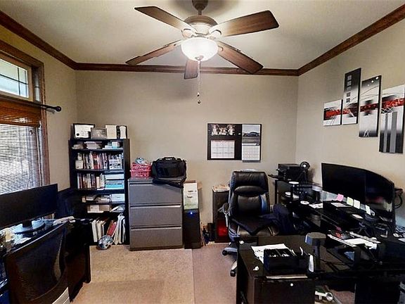 3rd image of 503 NE Legacy Wood Cir