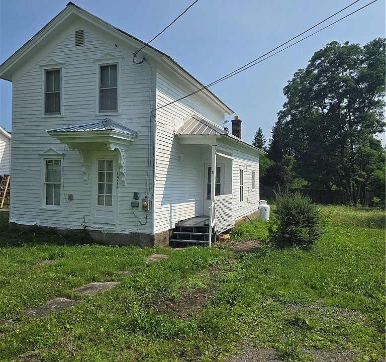 1st image of 10446 Elm St