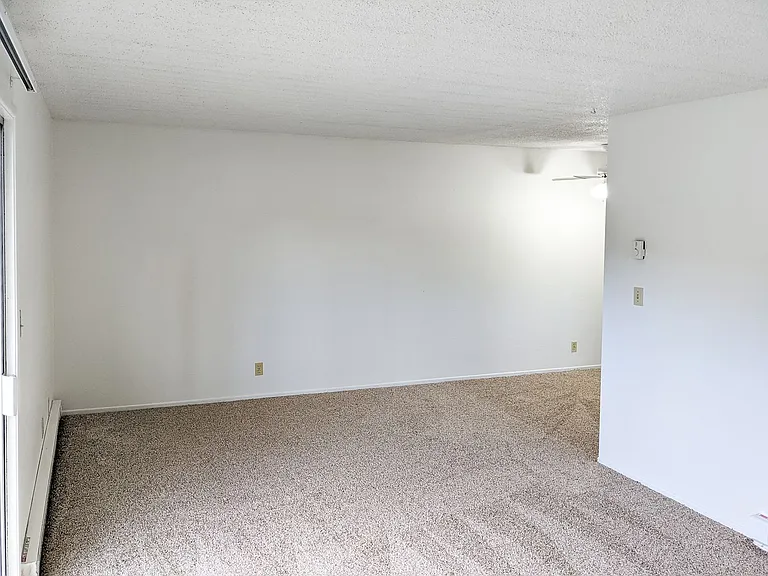 1145 Rural Ave SE — Photo 11