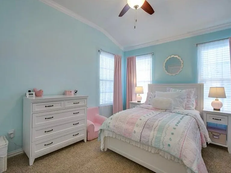 7847 Liverpool Ln — Photo 10