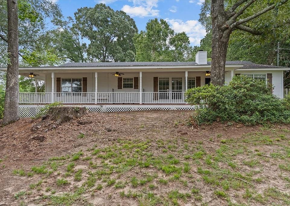 1st image of 308 Gateway Dr
