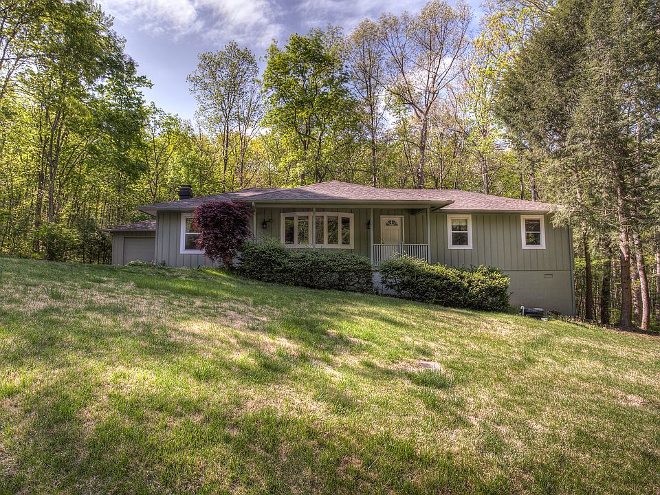 1st image of 226 Snead Dr